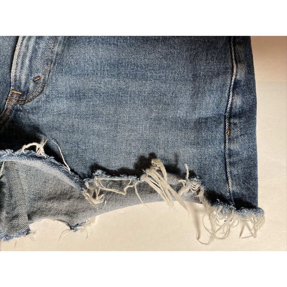 ABERCROMBIE & FITCH Mom Short Mid-Rise Denim Jean Shorts 29/8 Distressed Raw Hem - Picture 2 of 12